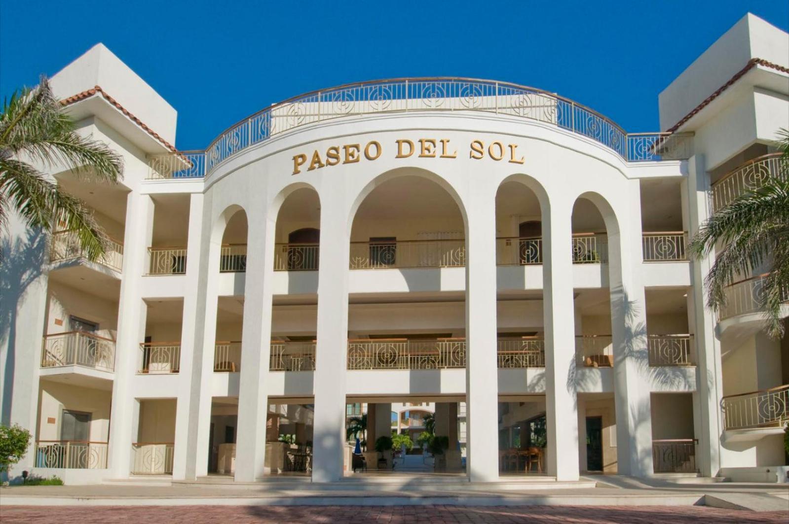 Paseo Del Sol Condohotel By Bvr Playa del Carmen Exterior foto