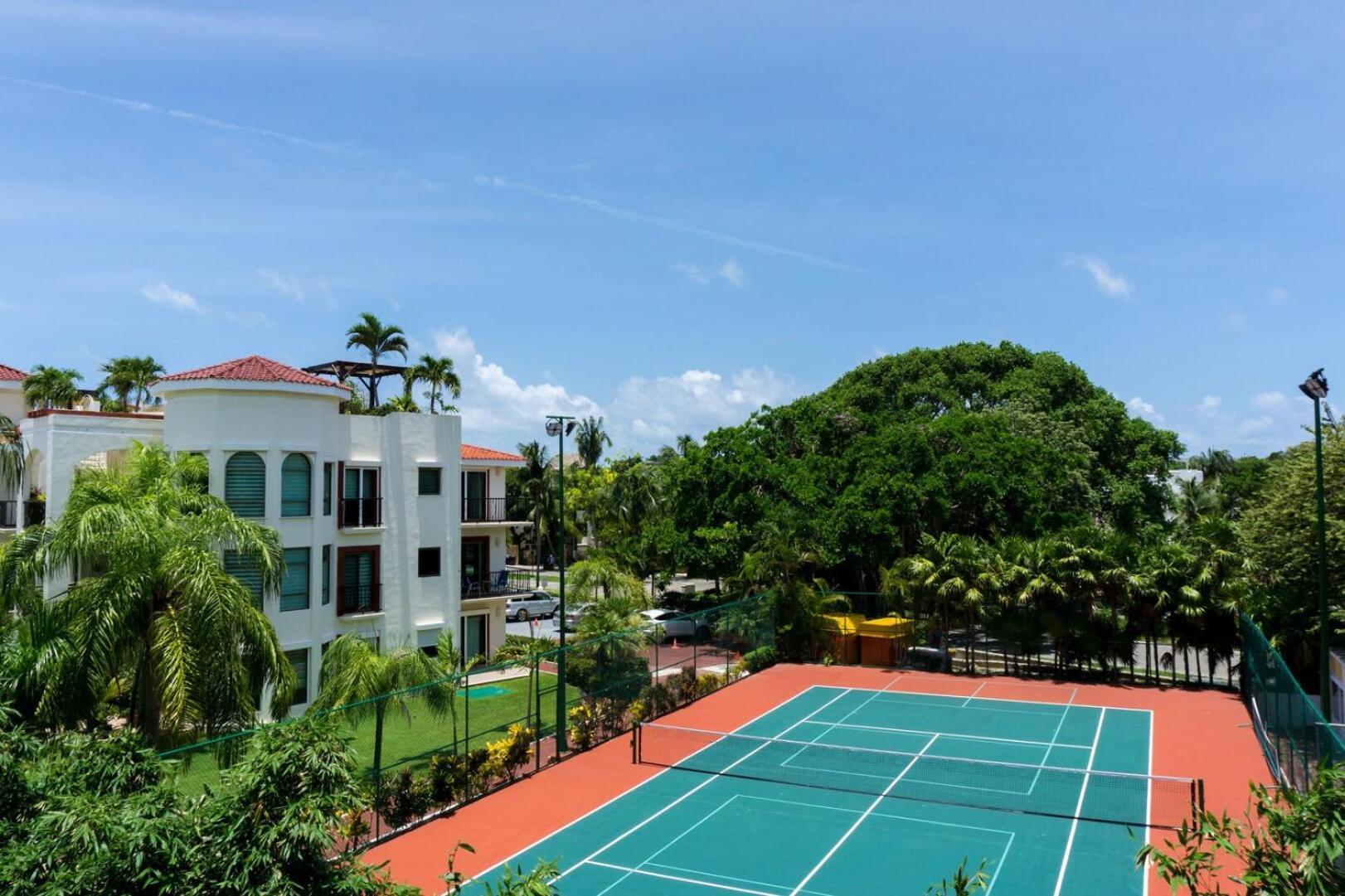 Paseo Del Sol Condohotel By Bvr Playa del Carmen Exterior foto